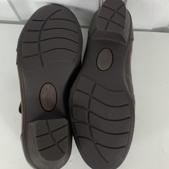 Earth Origins Madison brown leather upper heeled bootie 7.5”. 2” heel - Picture 8 of 8